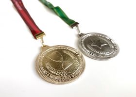 УСМИВКИ ЗА 20 ЗЛАТНИ И 29 СРЕБЪРНИ МЕДАЛИСТИ ОТ НАЦИОНАЛНО СЪСТЕЗАНИЕ В ОУ „ИВАН ВАЗОВ“