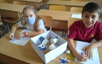 ЗЛАТНИ МЕДАЛИ ЗА ПОБЕДИТЕЛИ  В НАЦИОНАЛЕН КОНКУРС ЗА STEM НАУКИ В БЪЛГАРИЯ „SUPER STEM 2020“