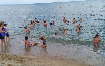 Слънчеви усмивки от морския бряг