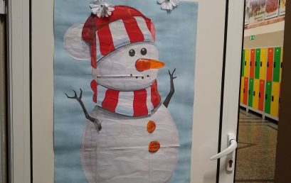 Второкласници с новогодишен поздрав