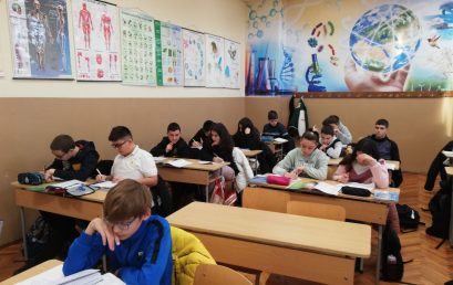 Уравненията в математиката и в химията