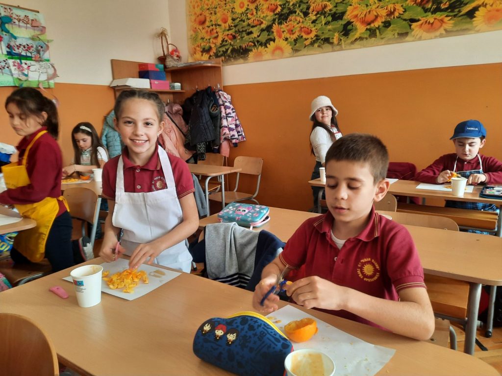Всеки ден свеж с плодов фреш