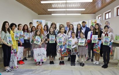 Отличия в конкурс за рисунка „Фолклорните традиции в моя роден край“