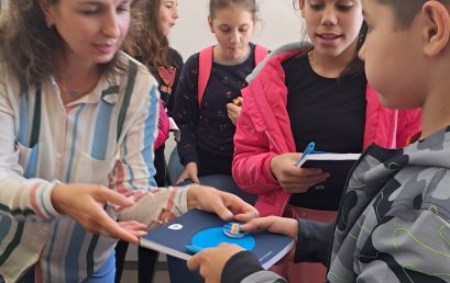 Петокласници се запознават с възможностите на мобилното банкиране