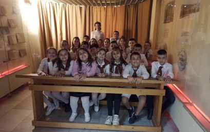 В света на детското  творчество и пътешествие  в  миналото