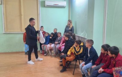 Второкласници опознават магията на  българските народни инструменти