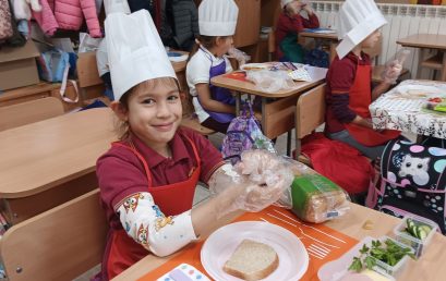 Мастър шеф в първи „Б“ клас – вкусен сандвич!