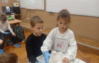 Малчуганите отбелязват Деня на ветеринарния лекар