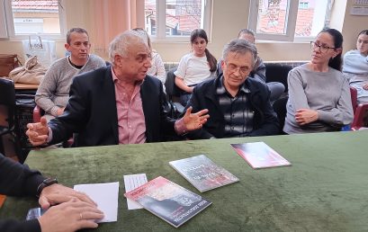 По стъпките на истината: Николай Иванов гостува в нашето училище