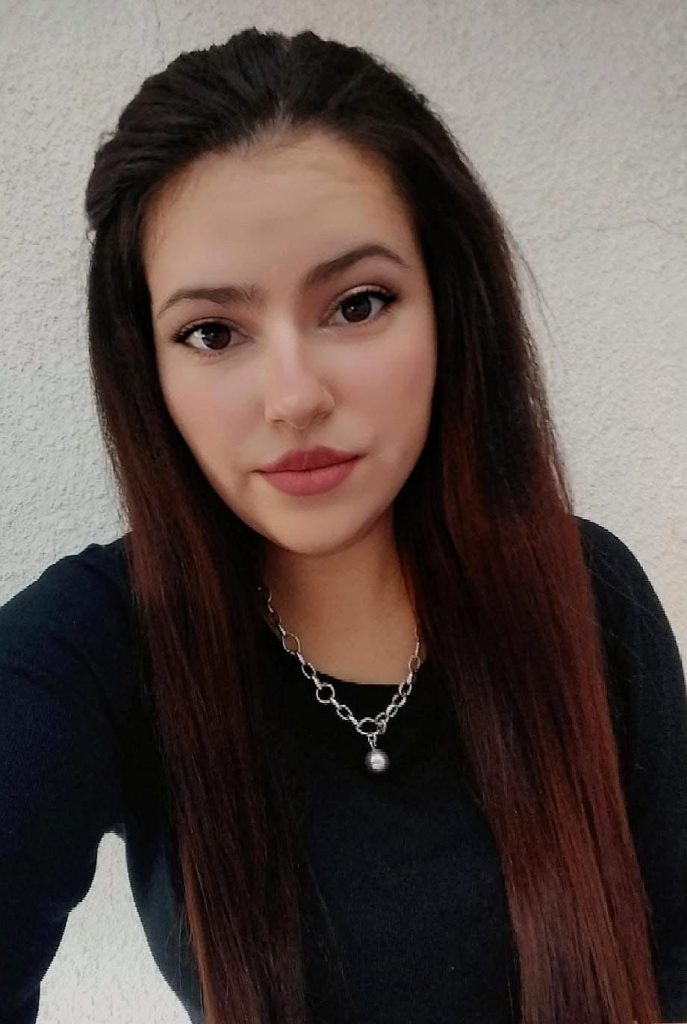 Глория Венелинова Събева