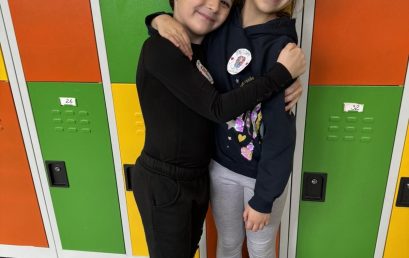 Прегръдката на 1 “А” клас лекува!