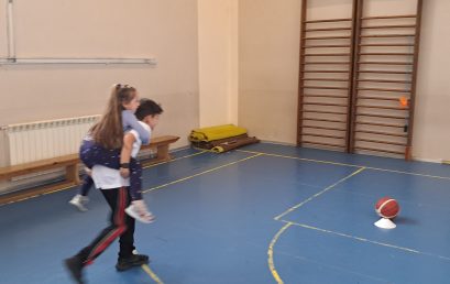 Съвместен урок с малчугани