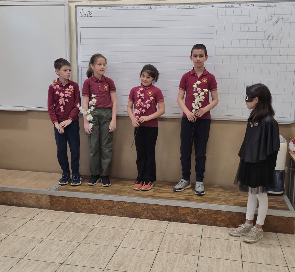 Магията на пролетта оживя в съвместен бинарен урок с 1″в“ клас  и 3. „а“ клас