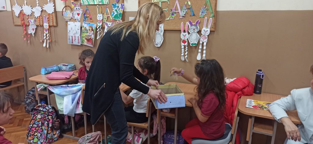 Пътят на детската книгата – среща с поетесата Ивелина Семова